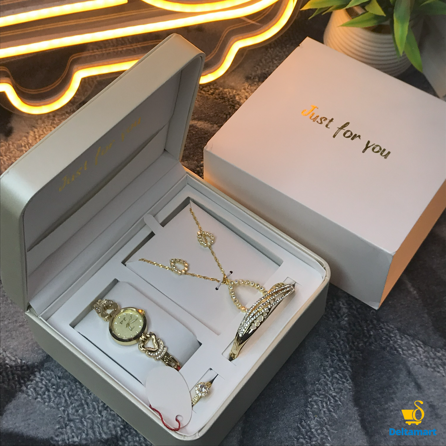 FT Jewellery Set